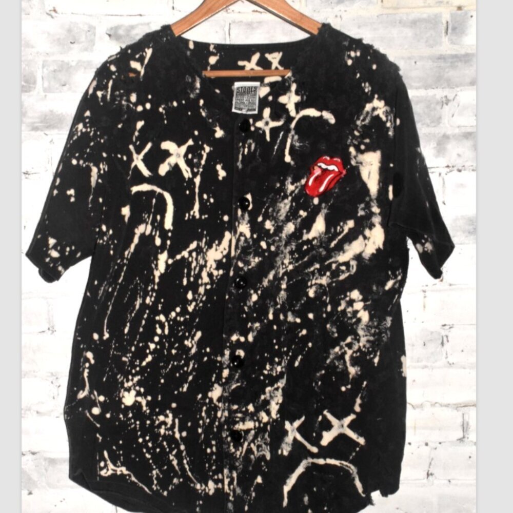 1994 Vintage ROLLING STONES Torn and FRAYED JERSEY! RARE SIZE L